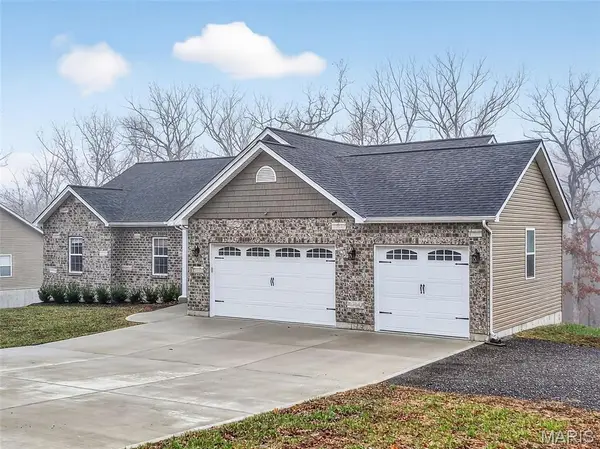 300 Shumard Oak DR, Troy, MO 63379