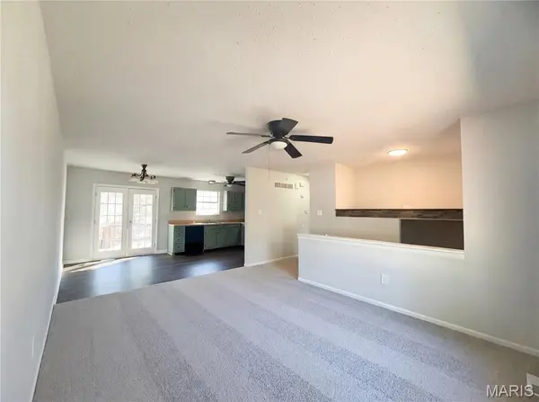 926 Wisdom LN, Pacific, MO 63069