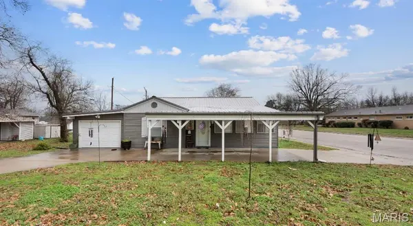 345 S Catalpa ST,  Dexter,  MO 63841