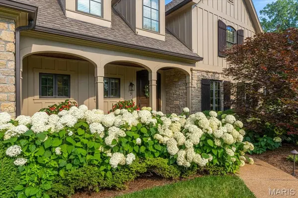 9 Lemp RD, Kirkwood, MO 63122