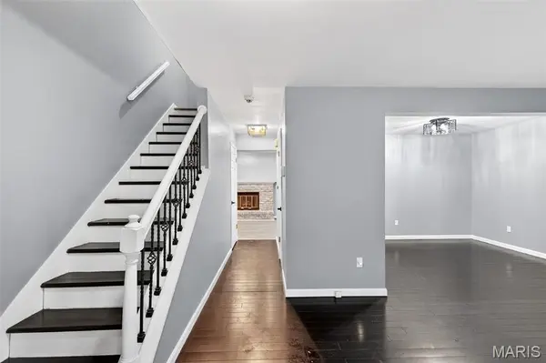 2529 Grayford WALK, St Louis, MO 63129