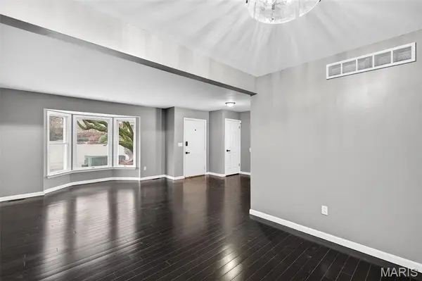 2529 Grayford WALK, St Louis, MO 63129