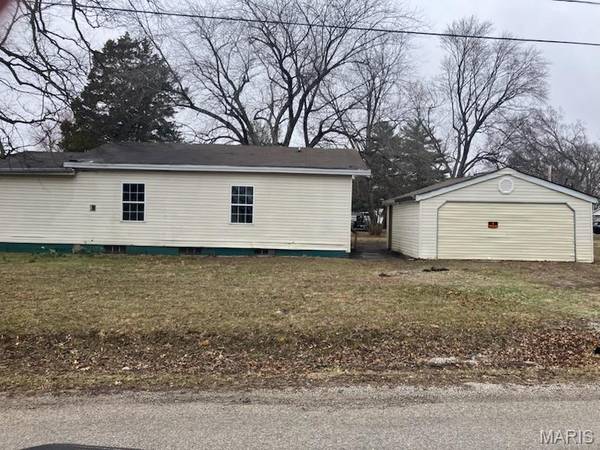 407 S Illinois ST, Benld, IL 62009