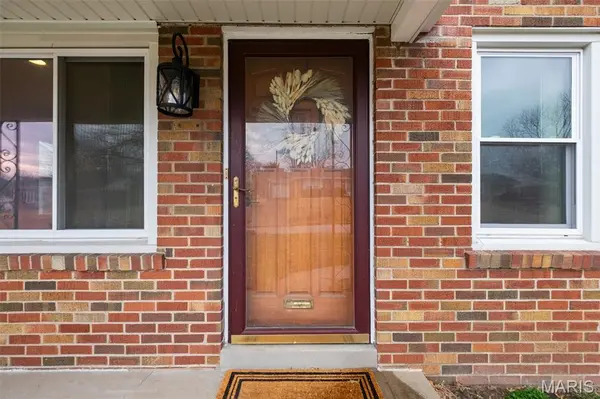 1147 Jolene DR, Bellefontaine Nghbrs, MO 63137