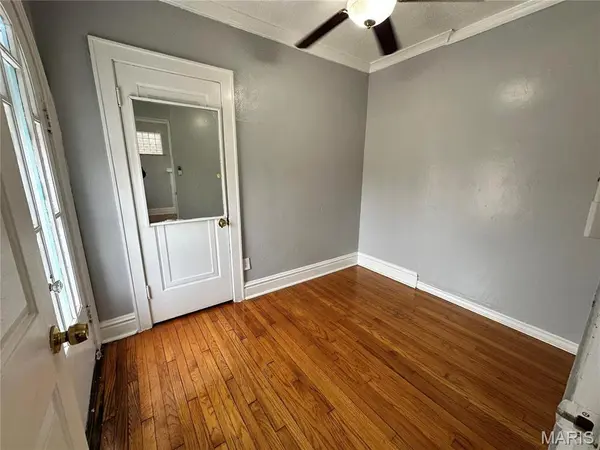 5056 Lindenwood AVE, St Louis, MO 63109