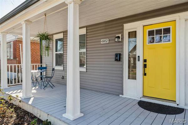 6932 Corbitt AVE, University City, MO 63130