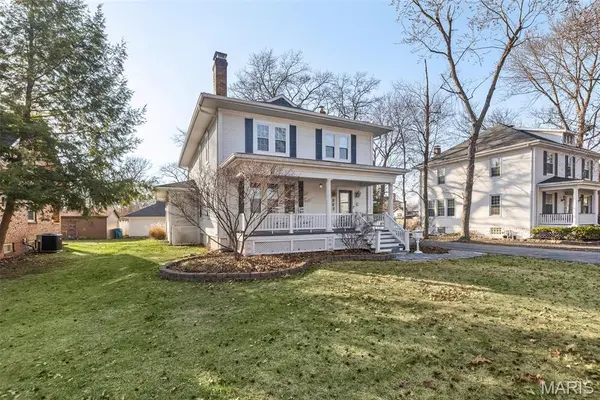 232 S 9th ST, Wood River, IL 62095
