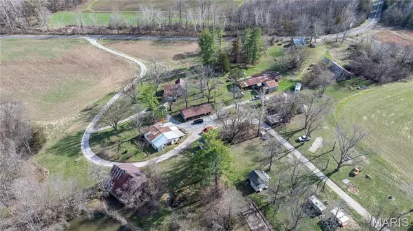 1733 Schluersburg RD, Augusta, MO 63332