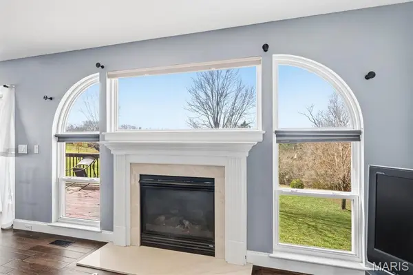 2253 Providence Park Lane, Herculaneum, MO 63048