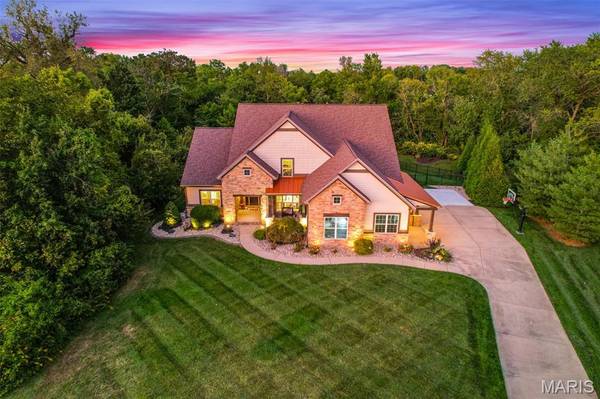 3813 N Arbor Lake DR, Edwardsville, IL 62025