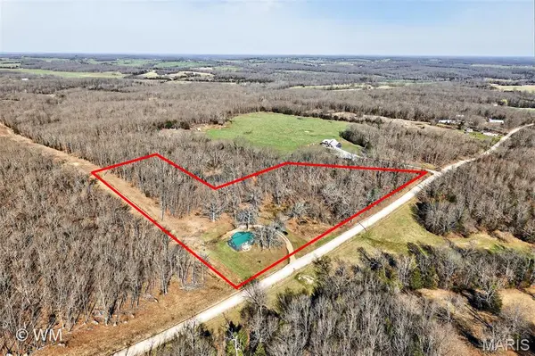16245 Badger RD, Richland, MO 65556