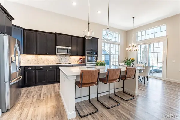 17145 Centaur Station DR, Wildwood, MO 63040