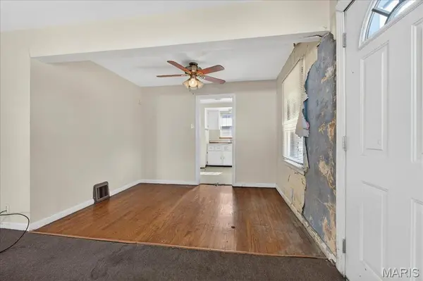2425 Shirley AVE, Jennings, MO 63136