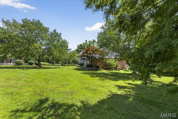 196 Creek Bottom RD, Labadie, MO 63055