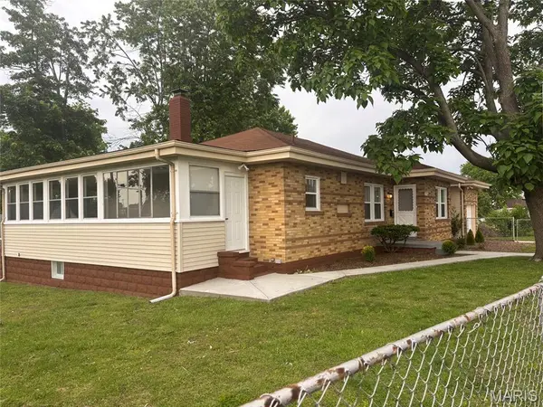 2555 Telegraph RD, Mehlville, MO 63125