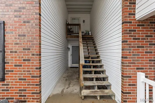 51 W Logan ST, Aviston, IL 62216