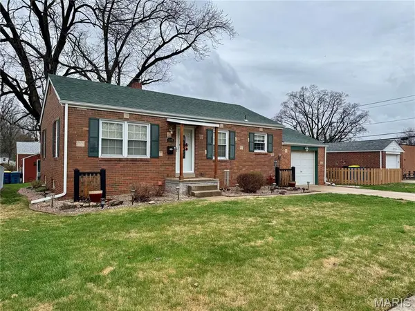 1205 Harrison ST, Edwardsville, IL 62025