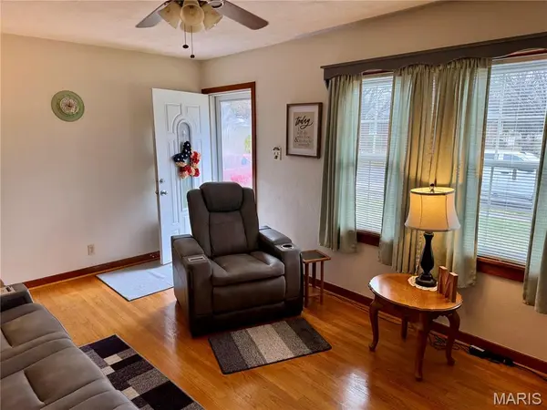 1205 Harrison ST, Edwardsville, IL 62025