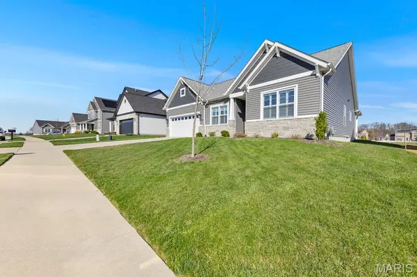 2609 Windsor Crest CT, Belleville, IL 62221
