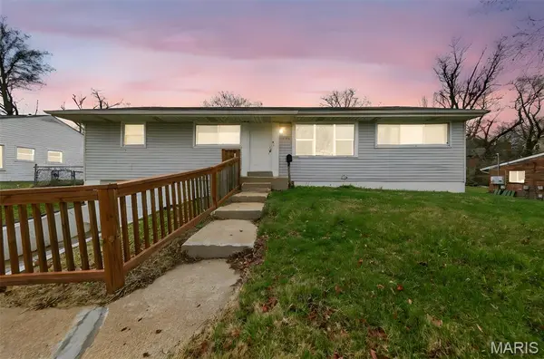 3450 Wright AVE, St Louis, MO 63074