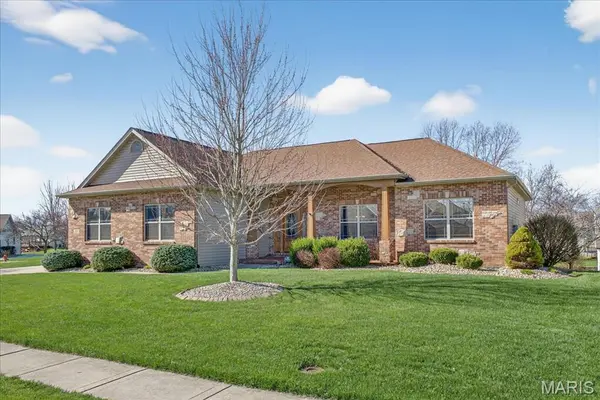 2108 Tuscany Ridge CT, Maryville, IL 62062