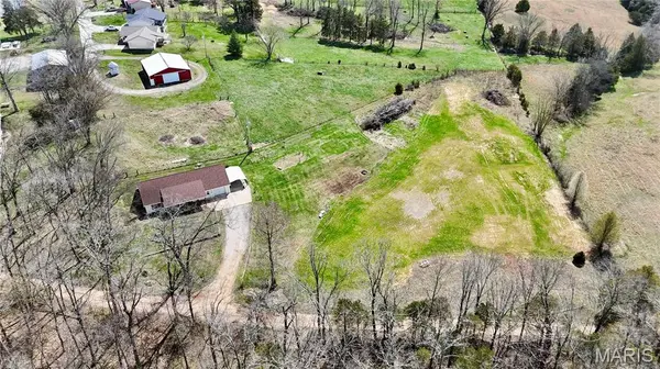 61 Old School RD, Perryville, MO 63775