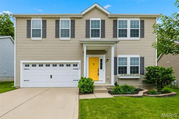 3009 Preston Woods TRL, Lake St Louis, MO 63367