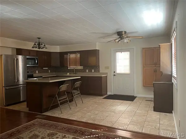 6428 Kathy DR, High Ridge, MO 63049