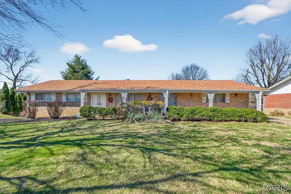 11525 Francetta LN, Spanish Lake, MO 63138