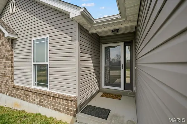 2124 Providence Park LN, Herculaneum, MO 63048