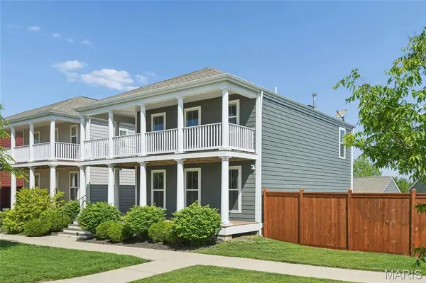3622 Broad ST, St Charles, MO 63301