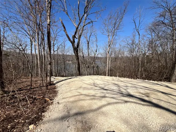 95 Deer Run TRL, New Florence, MO 63363