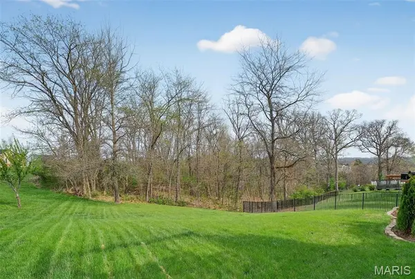 1037 Stonewick CT, Herculaneum, MO 63048