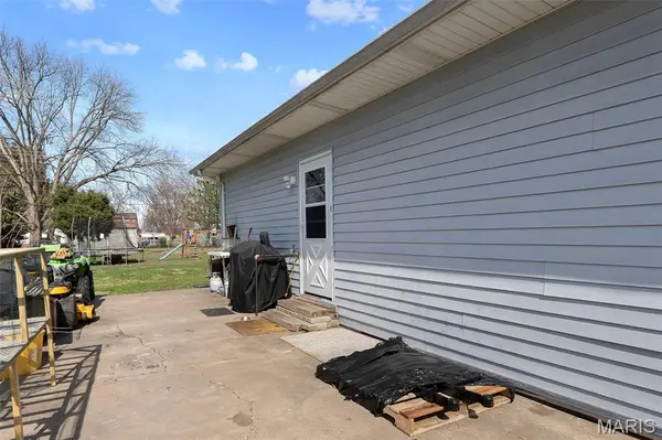 323 Wright AVE, Chaffee, MO 63740