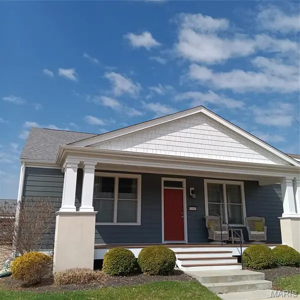 3548 Shire LN, St Charles, MO 63301