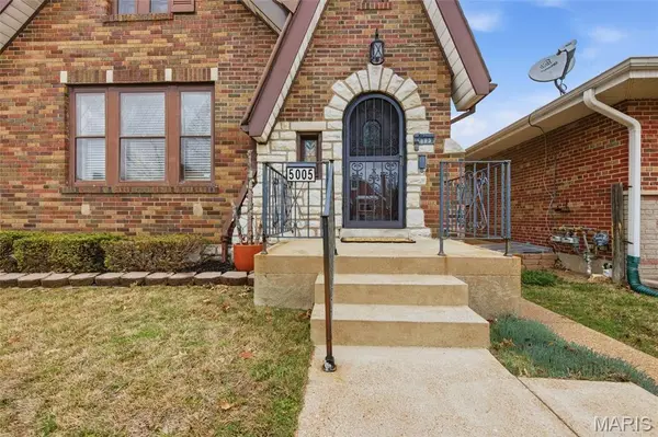 5005 Parker AVE, St Louis, MO 63139