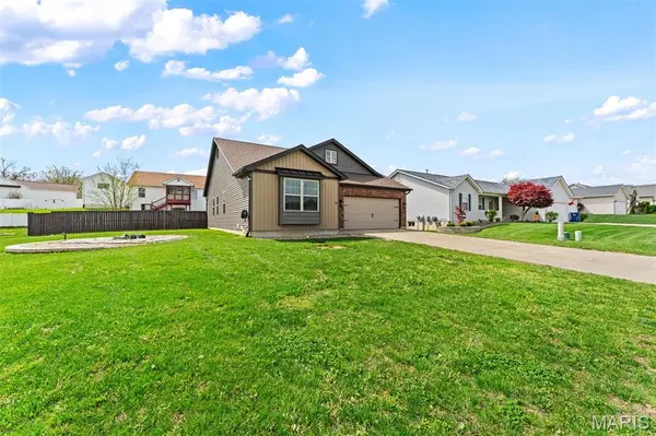 690 Glen Eagle DR, Troy, MO 63379
