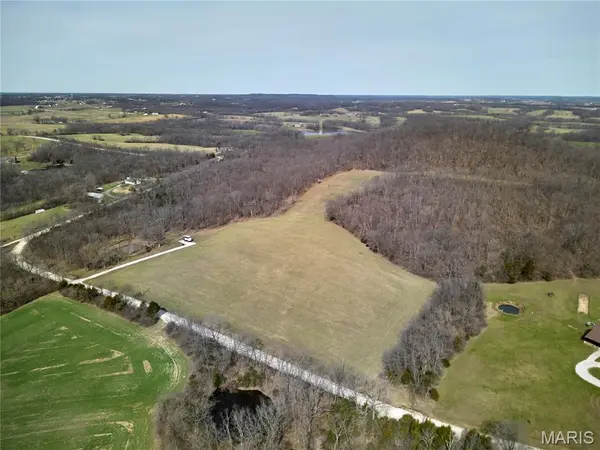 28 ac +/- Pike 224, Eolia, MO 63344