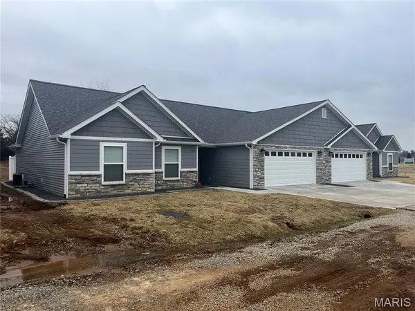 8 Ivy Lane,  Fredericktown,  MO 63645