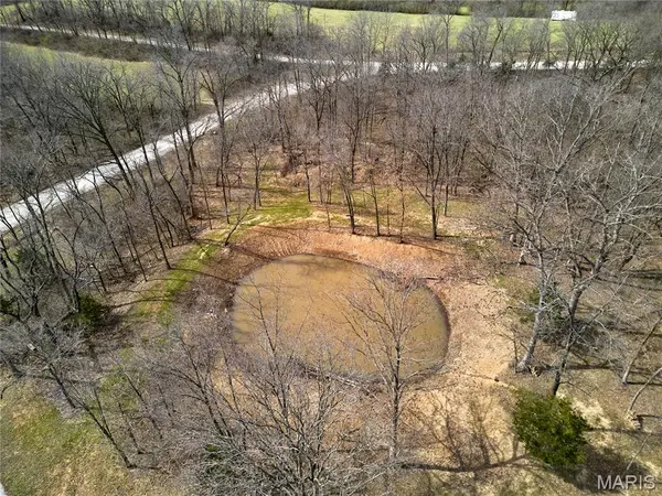 28 ac +/- Pike 224, Eolia, MO 63344