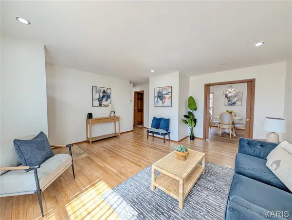 1513 Cargill DR, St Louis, MO 63136
