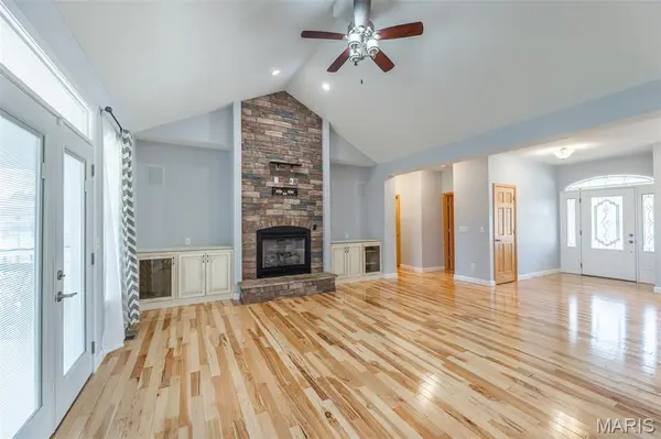 6200 Pinecrest DR, Poplar Bluff, MO 63901