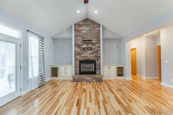 6200 Pinecrest DR, Poplar Bluff, MO 63901