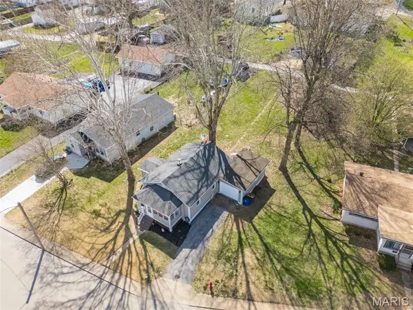 823 Delmar AVE, Festus, MO 63028