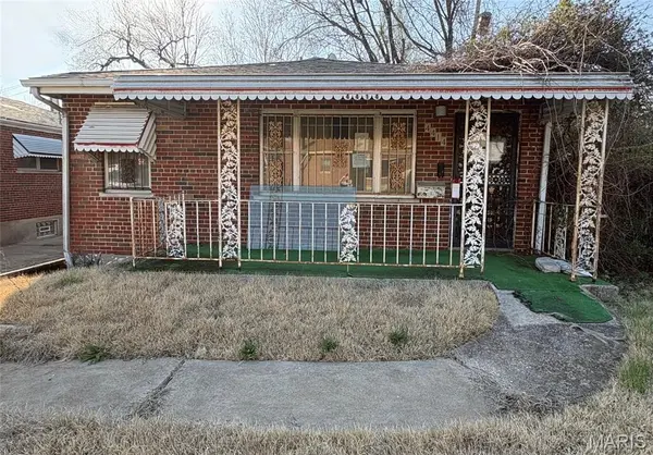 4414 Dryden AVE, St Louis, MO 63115