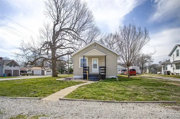 608 S Lafayette ST, Jerseyville, IL 62052