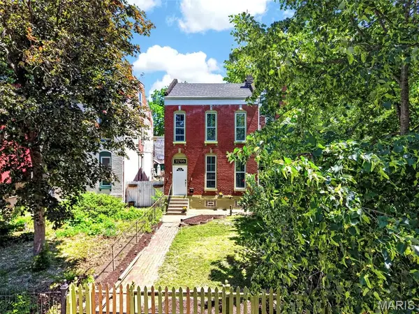 2708 Indiana AVE, St Louis, MO 63118