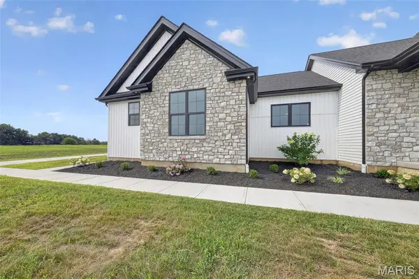 226 Autumn Hallow Ct, Old Monroe, MO 63369
