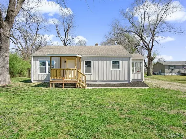 556 McBride AVE, Dupo, IL 62239