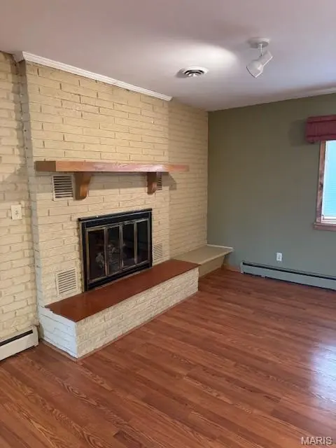 1105 James ST, Washington, MO 63090